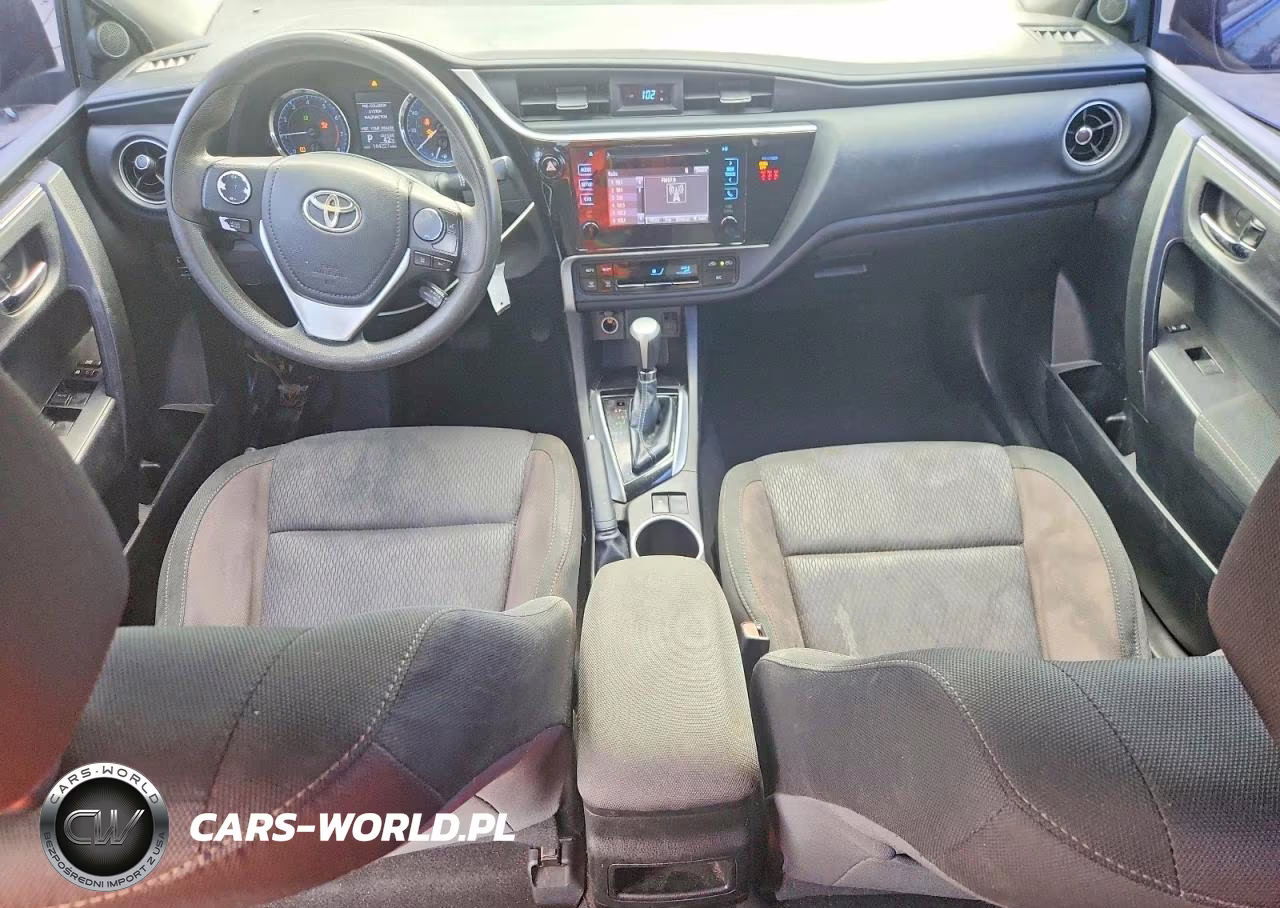 2018 Toyota Corolla Le VIN:5YFBURHE5JP842972 - 8