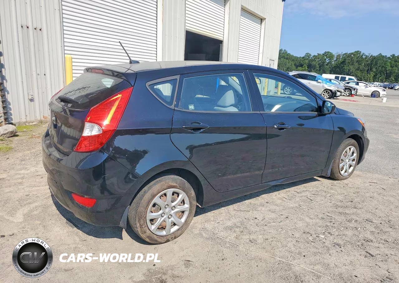 2013 Hyundai Accent Gs VIN:KMHCT5AE6DU109603 - 3
