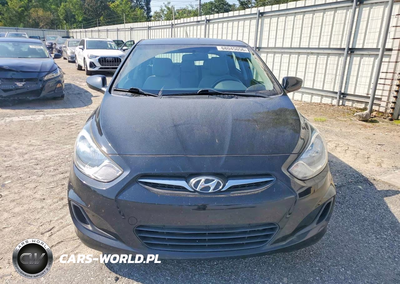 2013 Hyundai Accent Gs VIN:KMHCT5AE6DU109603 - 5