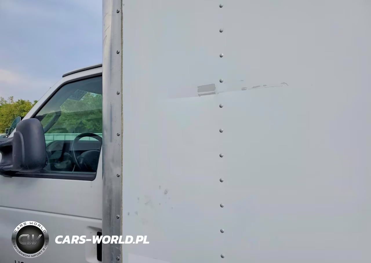 2011 Ford Econoline E350 Super Duty Cutaway Van VIN:1FDWE3FL9BDA62860 - 13