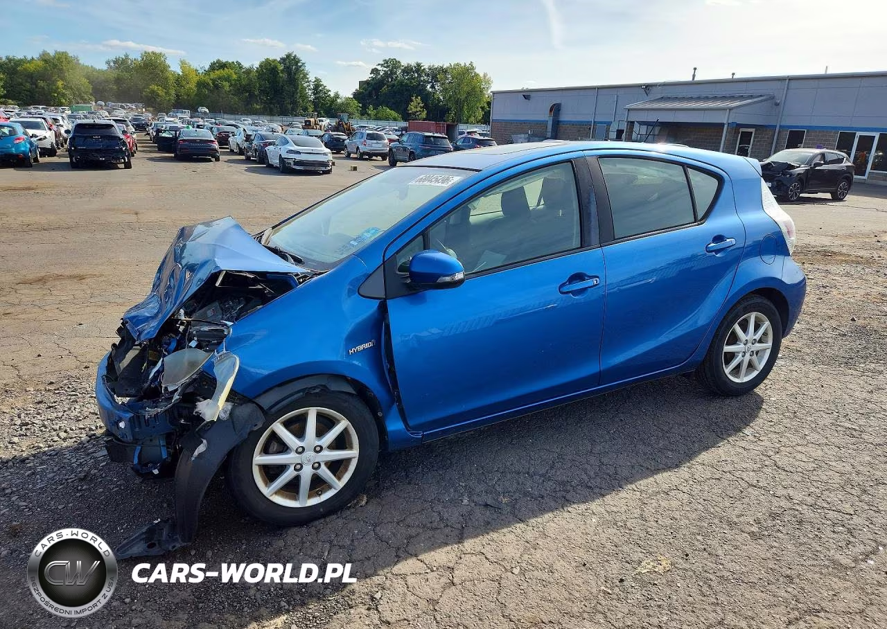 2012 Toyota Prius C Three – zdjęcie 1 z 12