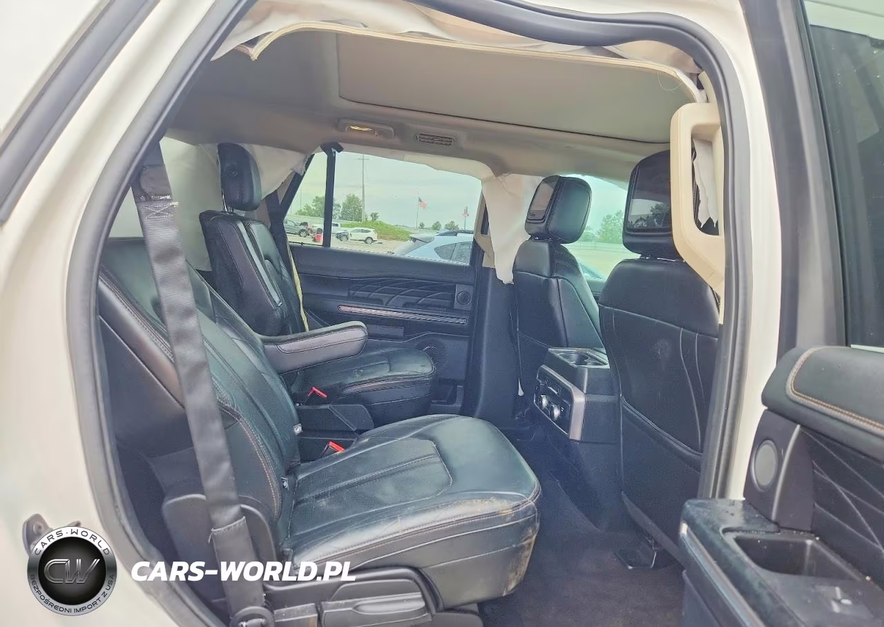 2019 Ford Expedition Platinum VIN:1FMJU1MT5KEA81310 - 11