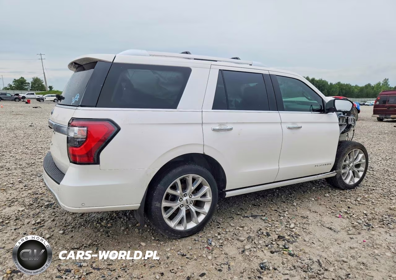 2019 Ford Expedition Platinum VIN:1FMJU1MT5KEA81310 - 3