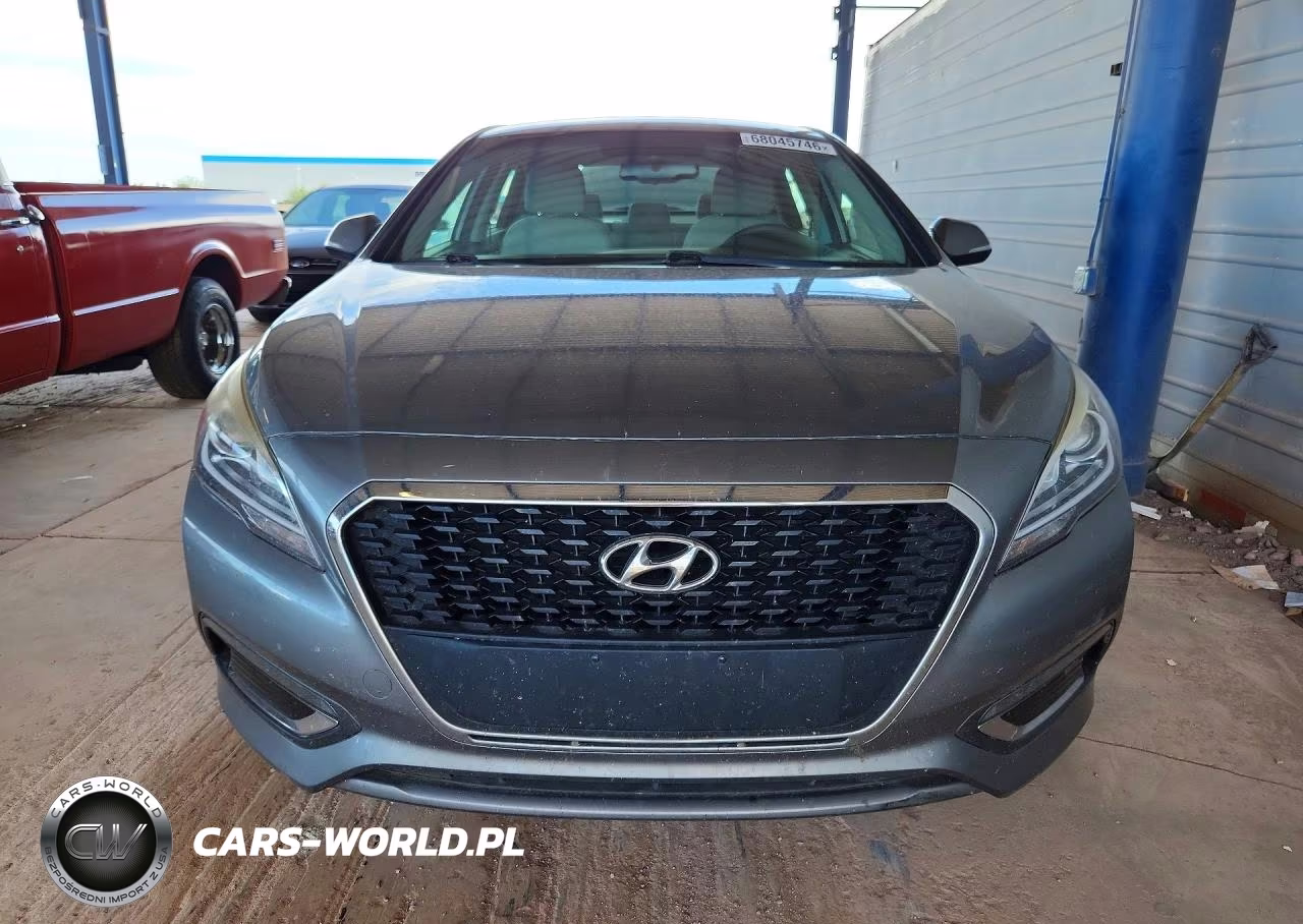 2017 Hyundai Sonata Hybrid Se VIN:KMHE24L3XHA063427 - 5