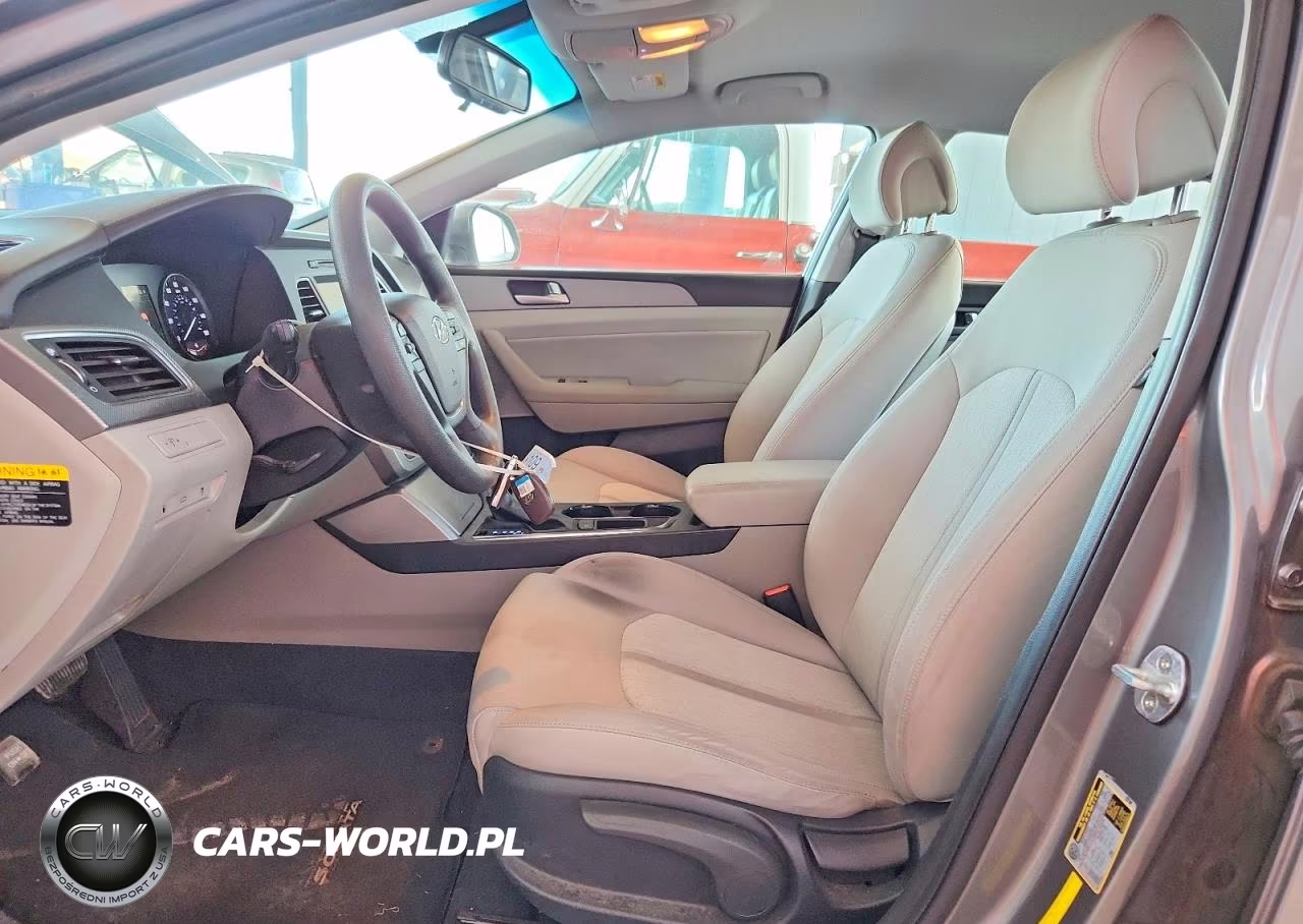 2017 Hyundai Sonata Hybrid Se VIN:KMHE24L3XHA063427 - 7