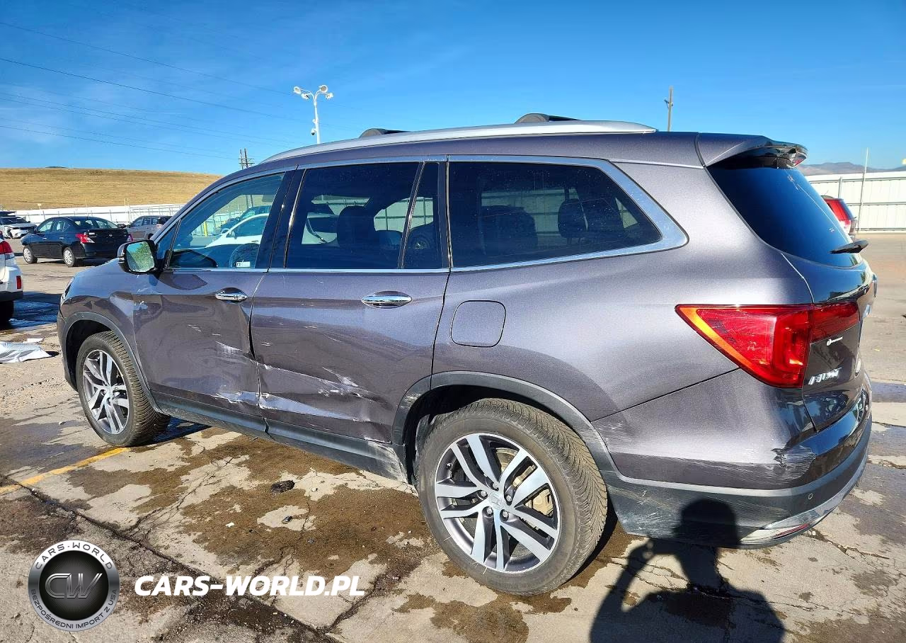 2018 Honda Pilot Touring VIN:5FNYF6H92JB034564 - 2