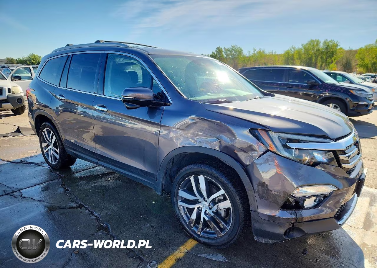 2018 Honda Pilot Touring VIN:5FNYF6H92JB034564 - 4