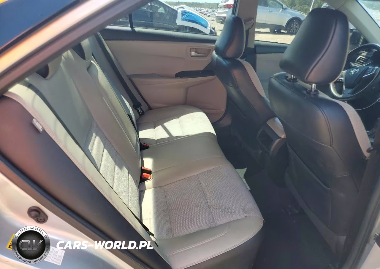 2017 Toyota Camry Se VIN:4T1BF1FK2HU650468 - 10