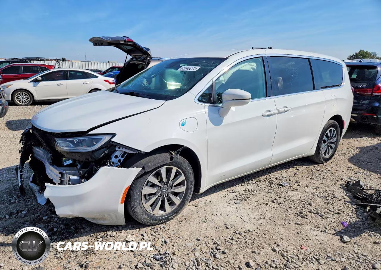 2022 Chrysler Pacifica Hybrid Touring L – zdjęcie 1 z 13