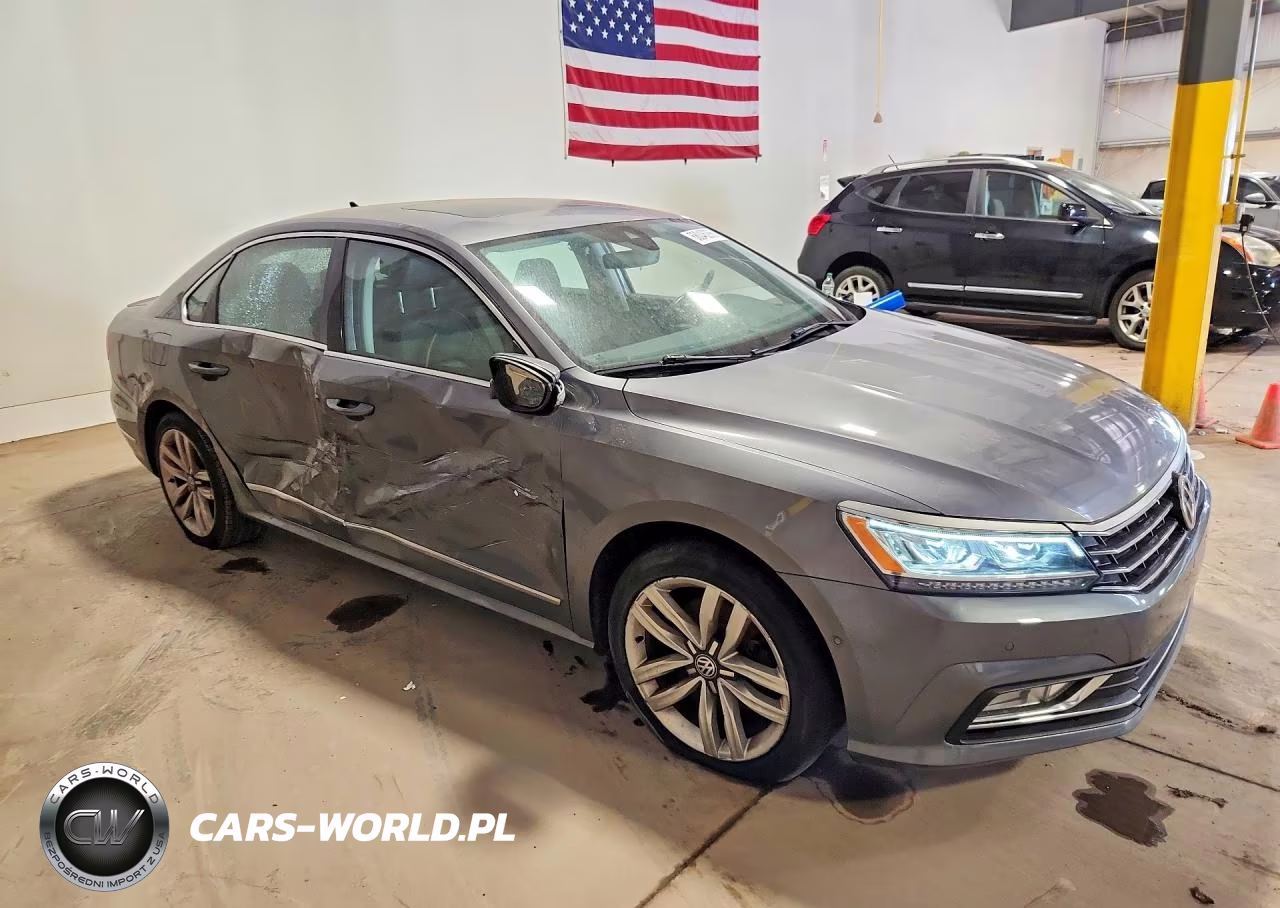 2016 Volkswagen Passat Sel Premium VIN:1VWCM7A37GC016673 - 4