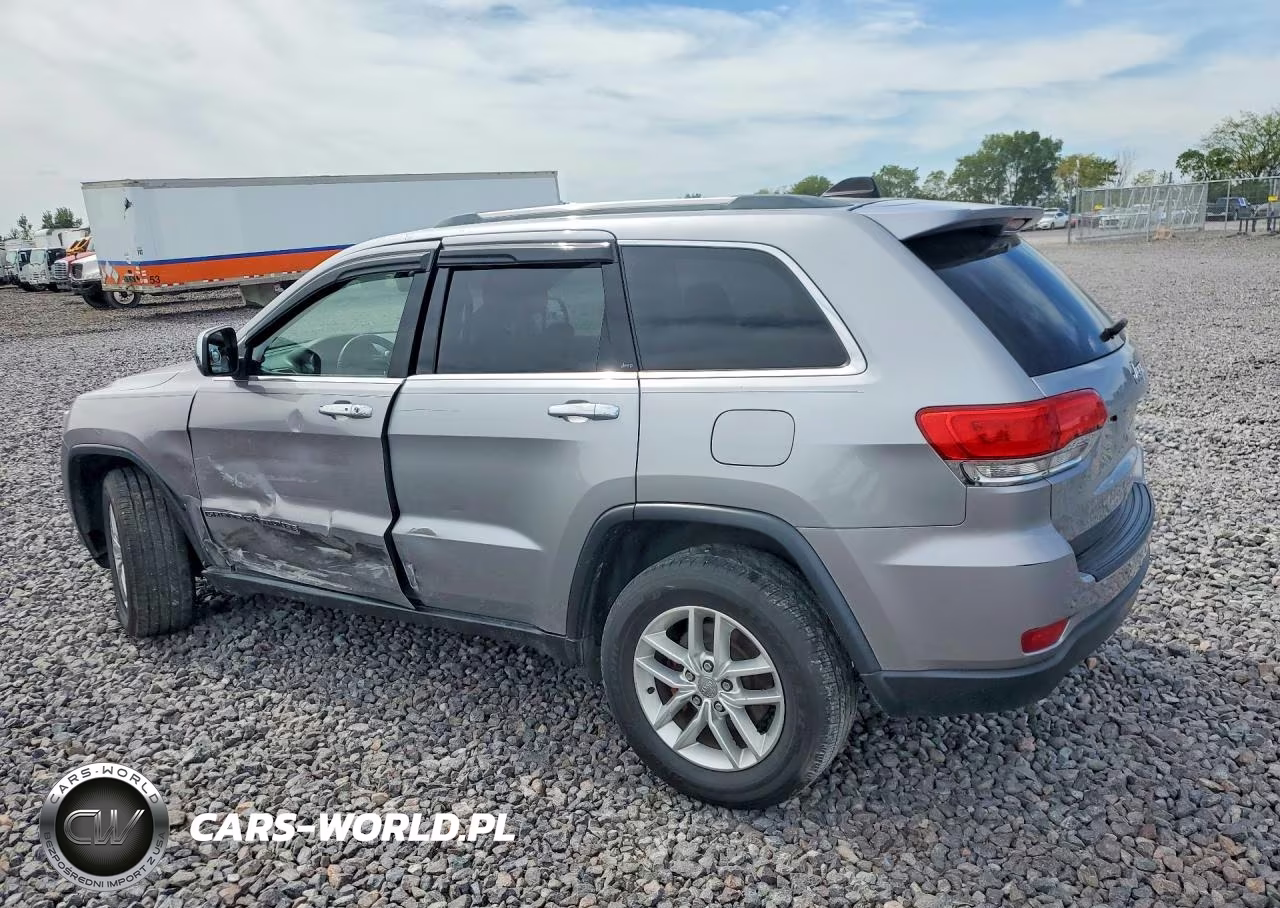 2018 Jeep Grand Cherokee Laredo VIN:1C4RJEAG0JC149490 - 2
