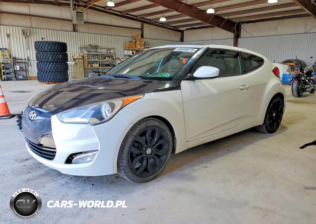 2013 Hyundai Veloster Base