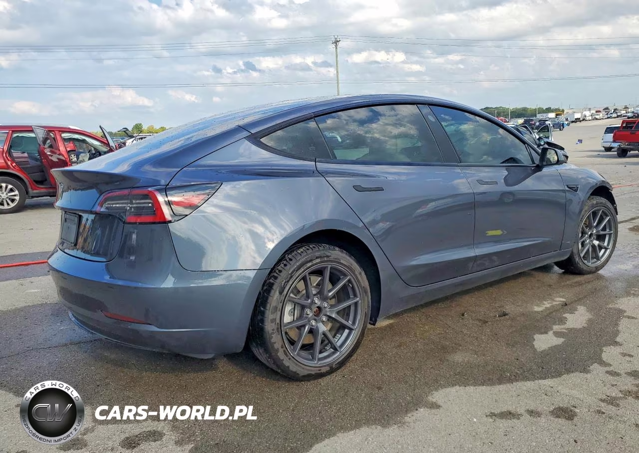 2023 Tesla Model 3 VIN:5YJ3E1EA2PF548387 - 3
