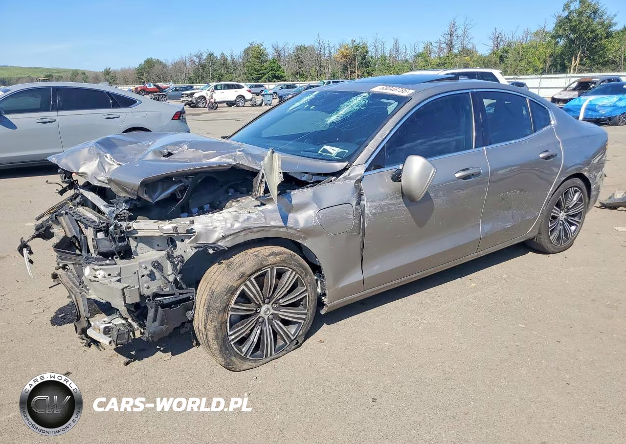 2021 Volvo S60 T8 Recharge Inscription