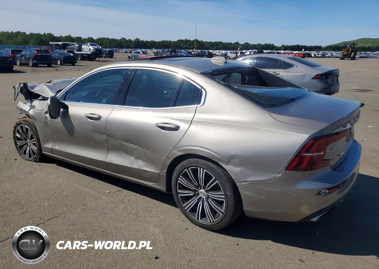 2021 Volvo S60 T8 Recharge Inscription VIN:7JRBR0FL1MG124437 - 2