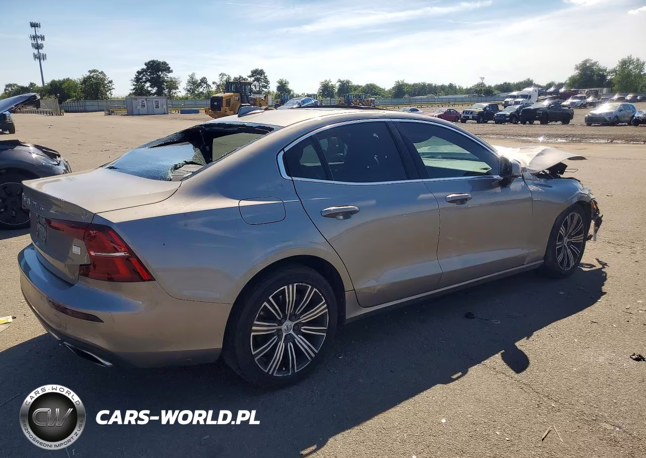 2021 Volvo S60 T8 Recharge Inscription VIN:7JRBR0FL1MG124437 - 3