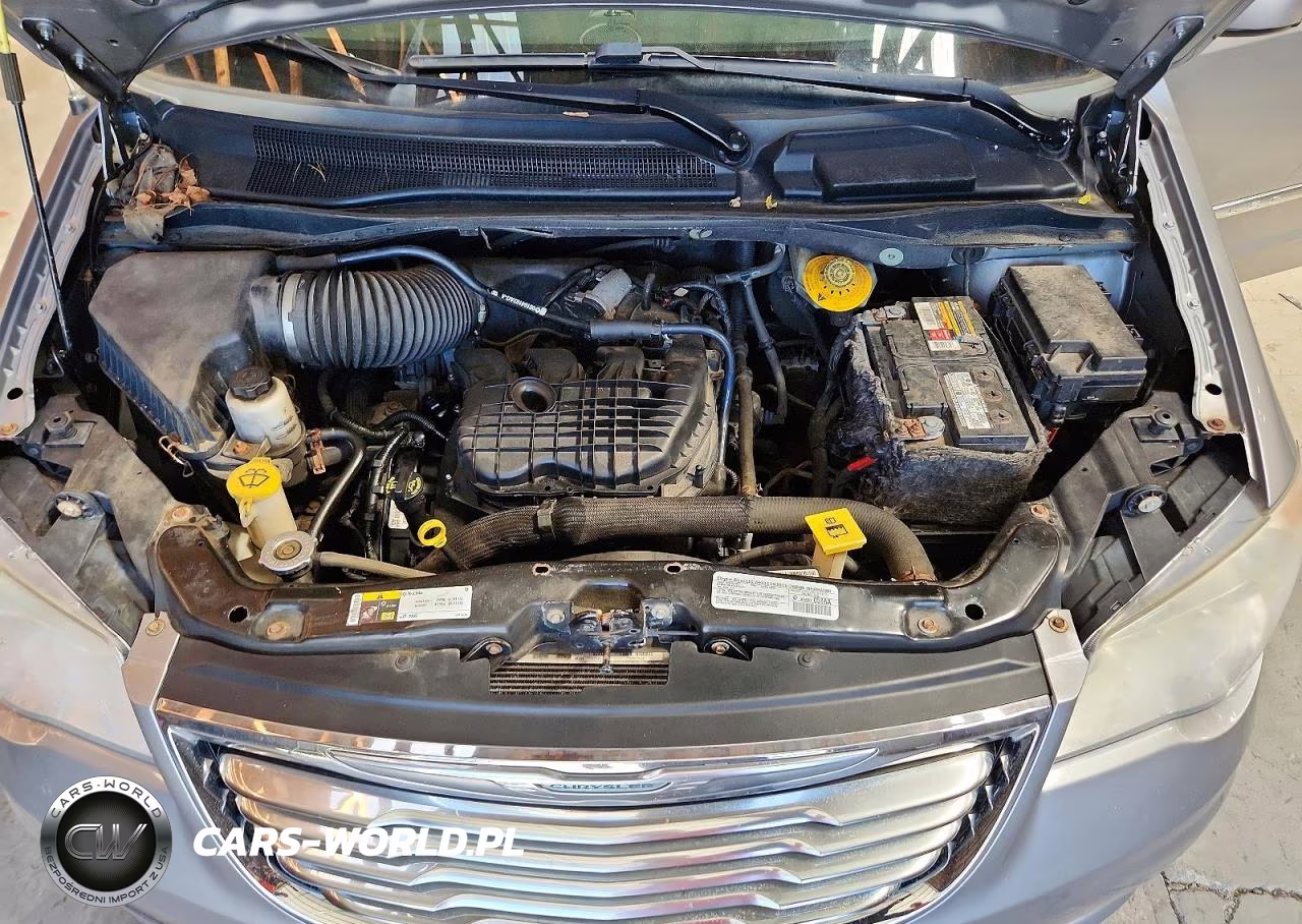2014 Chrysler Town & Country Touring VIN:2C4RC1BG4ER448608 - 12