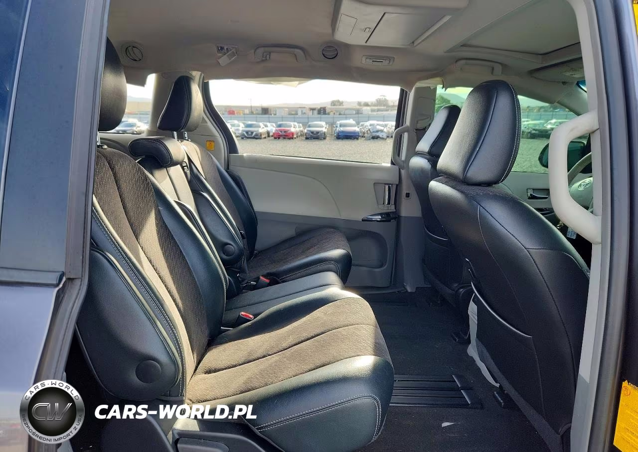 2013 Toyota Sienna Sport VIN:5TDXK3DC7DS300927 - 11