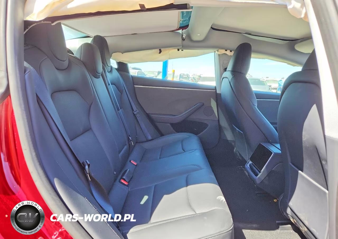 2025 Tesla Model 3 VIN:5YJ3E1EA0SF993851 - 10