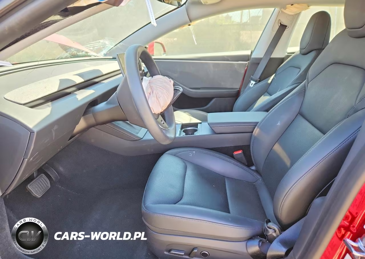 2025 Tesla Model 3 VIN:5YJ3E1EA0SF993851 - 7