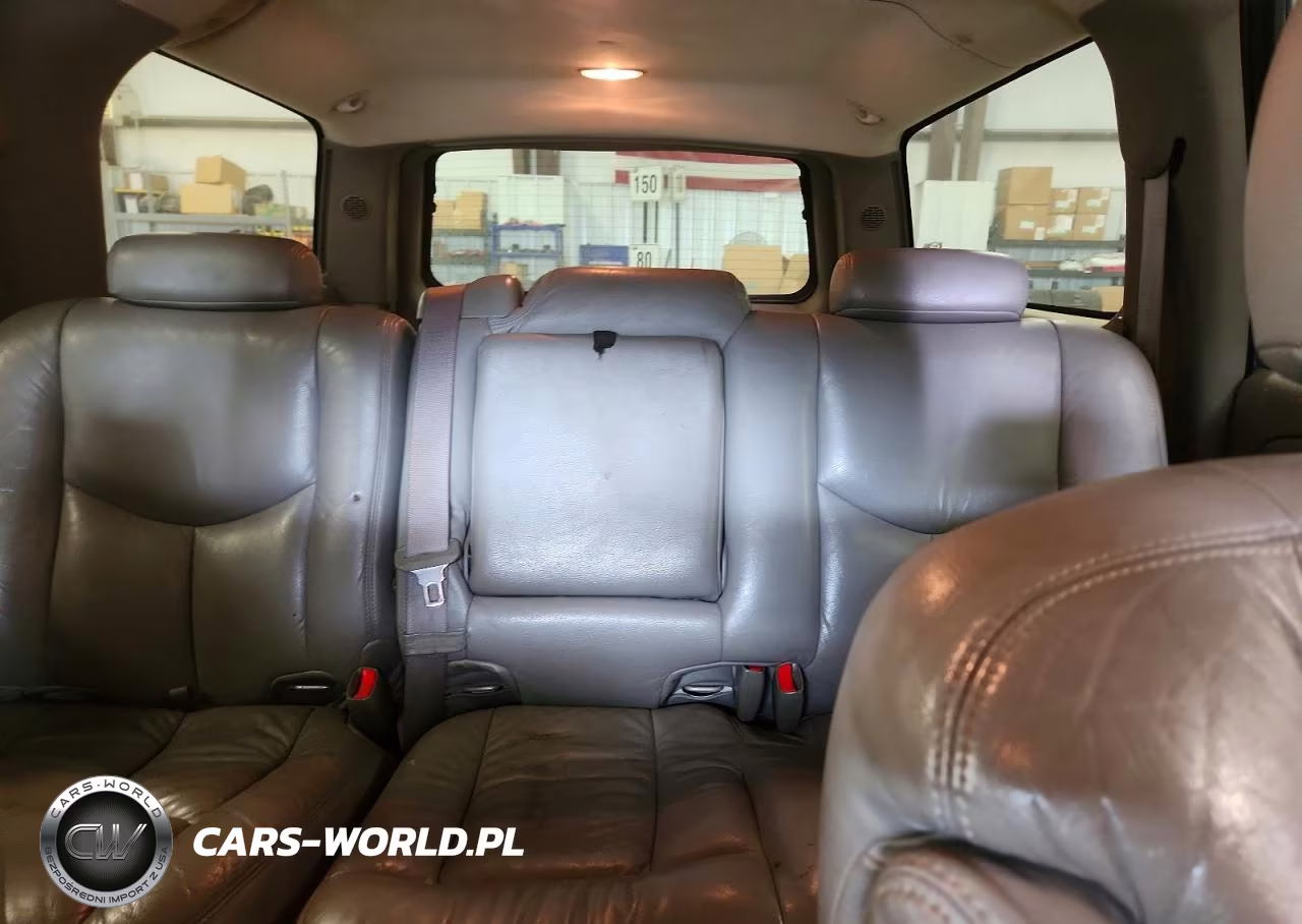 2005 Chevrolet Suburban K1500 VIN:1GNFK16Z25J261526 - 10