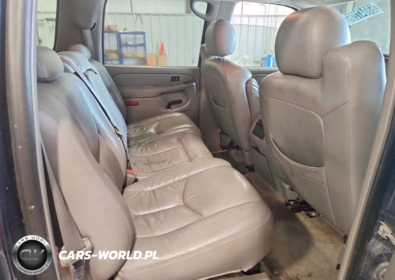 2005 Chevrolet Suburban K1500 VIN:1GNFK16Z25J261526 - 11