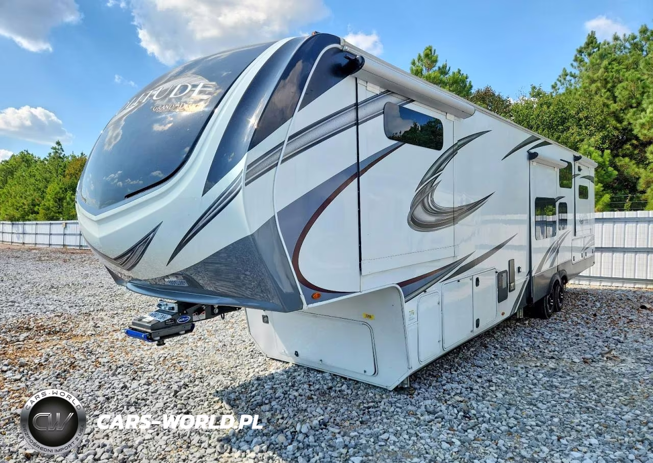 2022 Grand Design Solitude Camper VIN:573FS4428NAA08836 - 2
