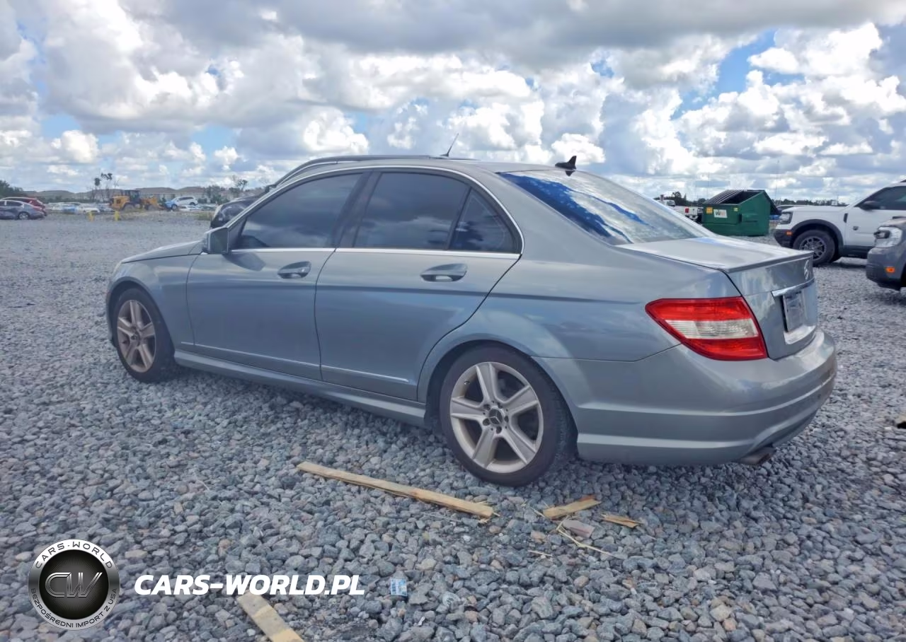 2010 Mercedes-Benz C 300 VIN:WDDGF5EB6AR104547 - 2