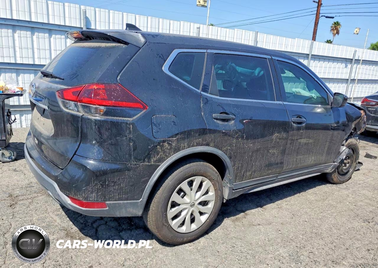2019 Nissan Rogue S VIN:KNMAT2MT0KP519720 - 3