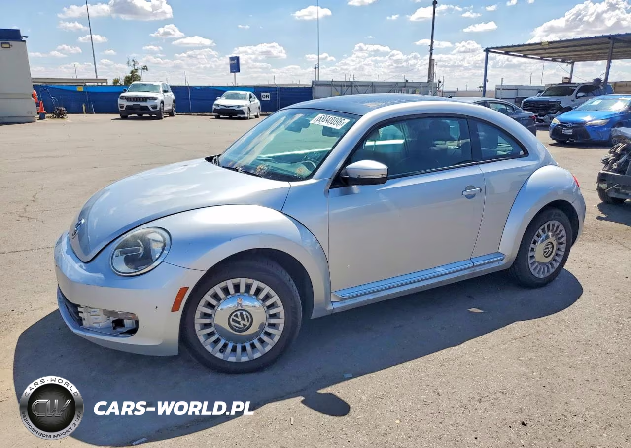 2013 Volkswagen Beetle – zdjęcie 1 z 12
