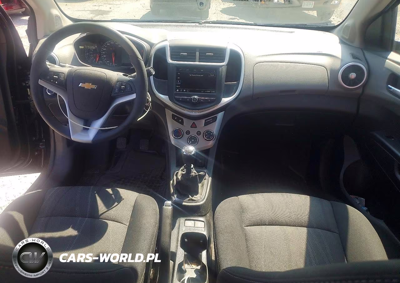 2019 Chevrolet Sonic Lt VIN:1G1JC5SB1K4106565 - 8