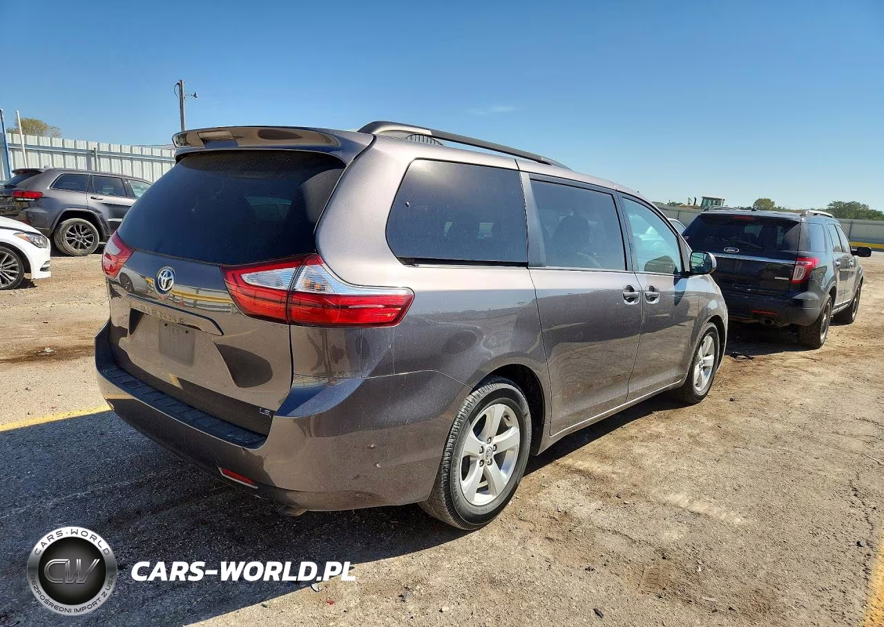 2015 Toyota Sienna Le VIN:5TDKK3DC7FS612131 - 3