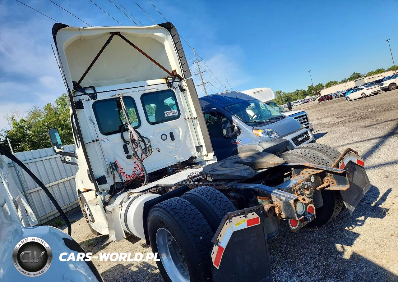 2020 Freightliner Cascadia 116 VIN:1FUBHTDV2LLLX7482 - 2