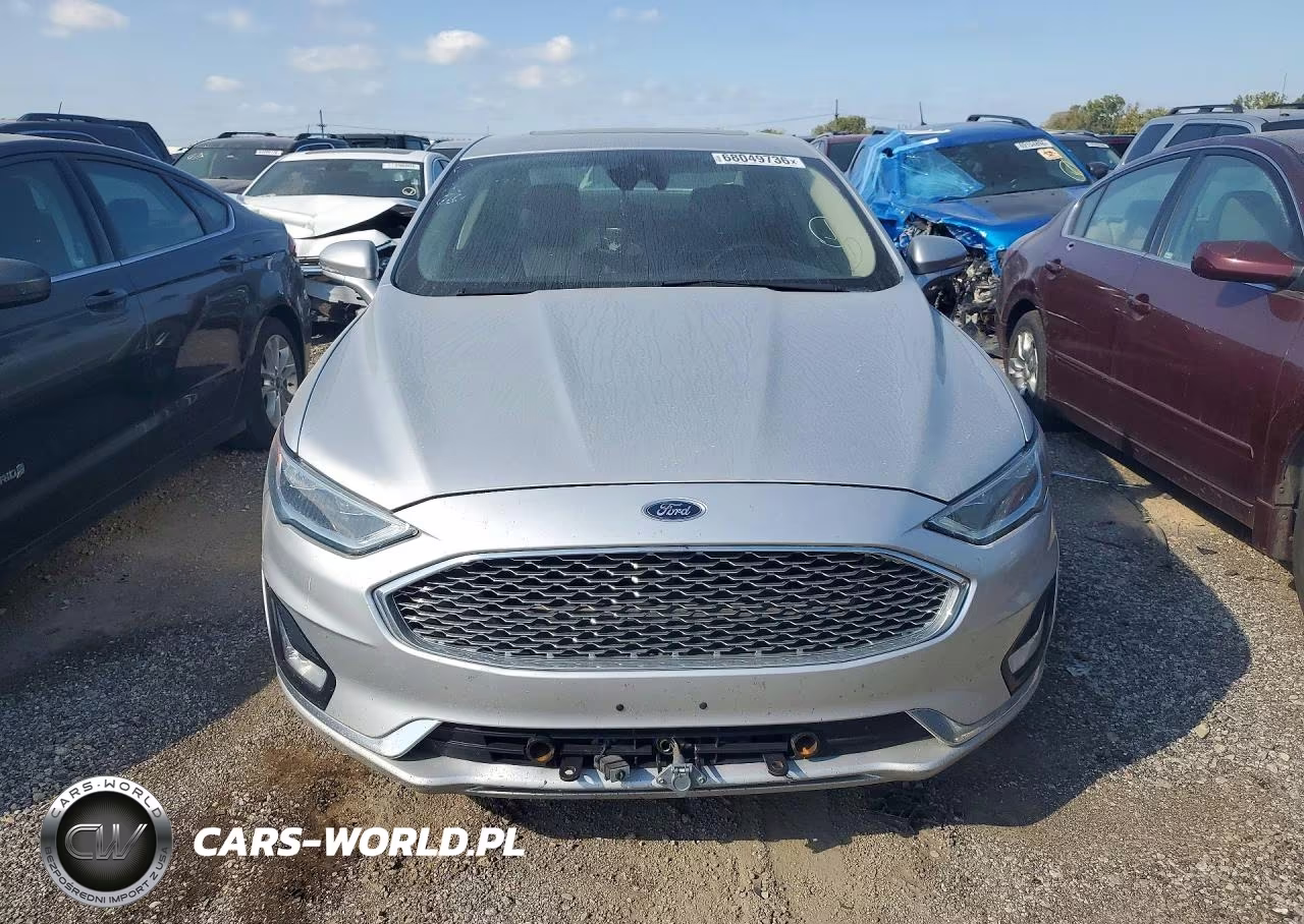 2019 Ford Fusion Titanium VIN:3FA6P0RU2KR241837 - 5