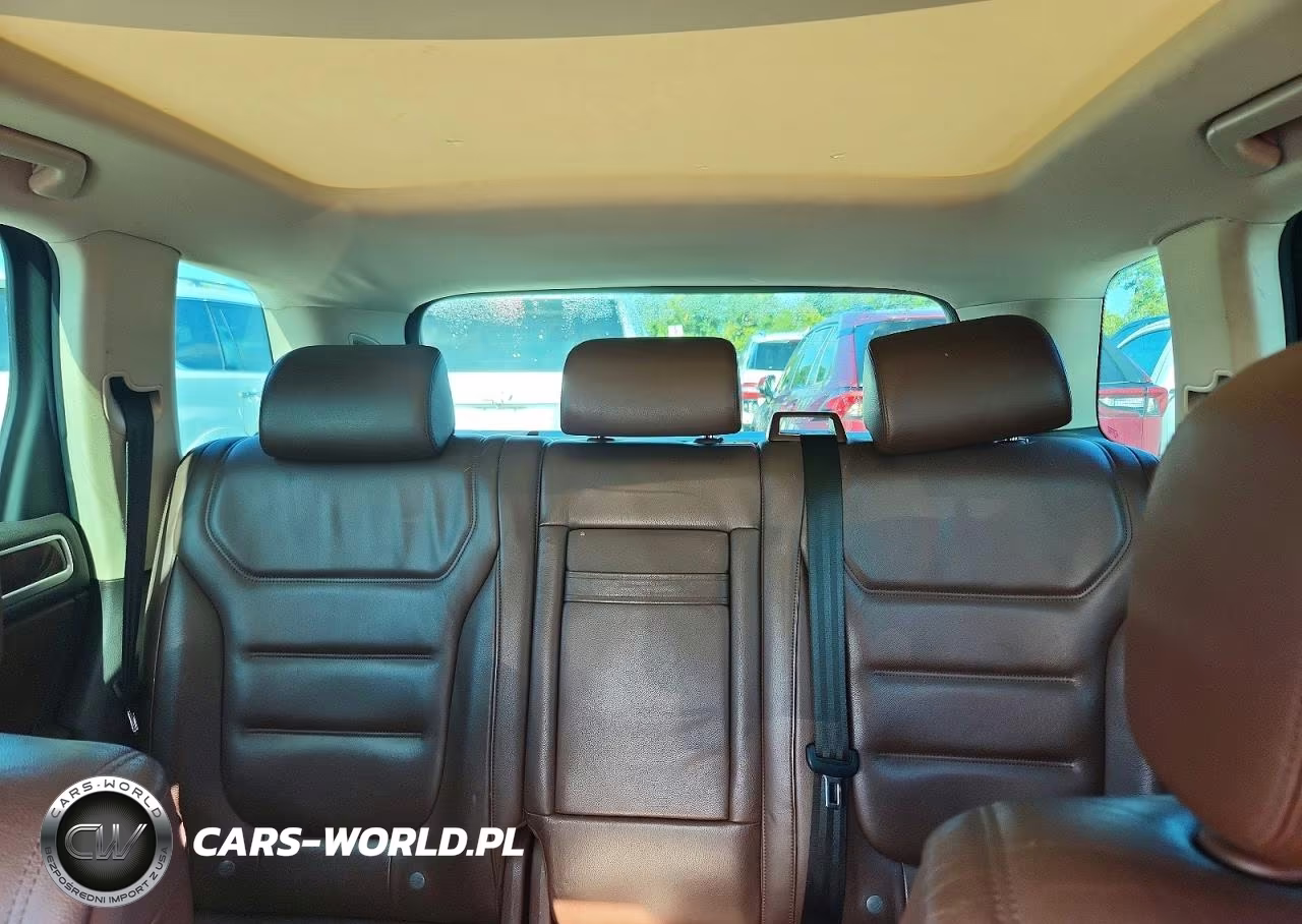 2012 Volkswagen Touareg V6 VIN:WVGEF9BP2CD008936 - 10