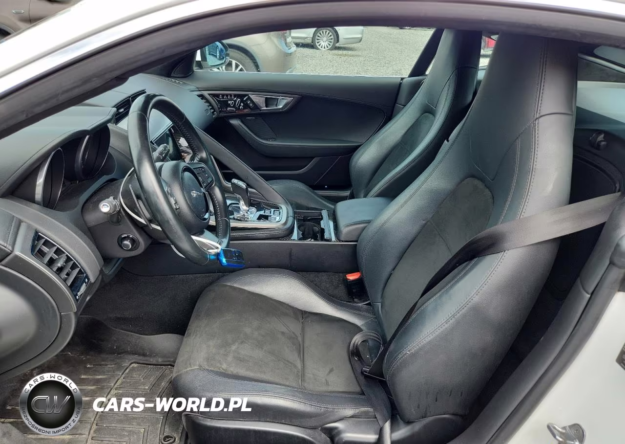 2016 Jaguar F-Type VIN:SAJWA6ATXG8K34386 - 7