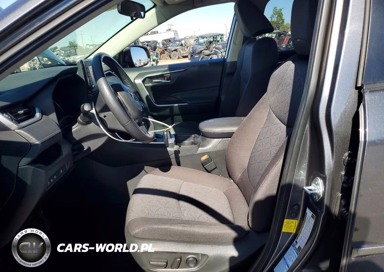 2021 Toyota Rav4 Hybrid Xle VIN:JTMR6RFV8MD017639 - 7