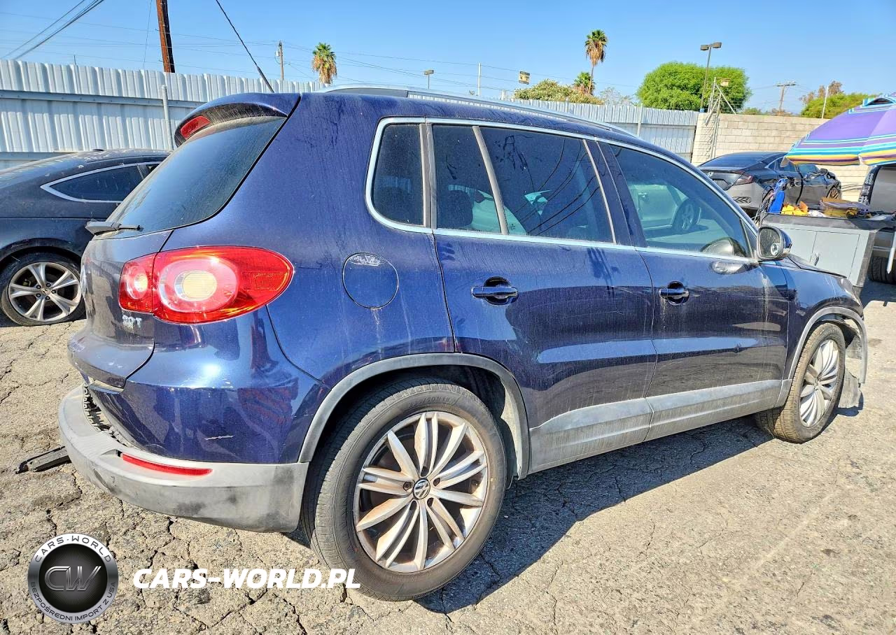 2011 Volkswagen Tiguan S VIN:WVGAV7AX8BW506181 - 3