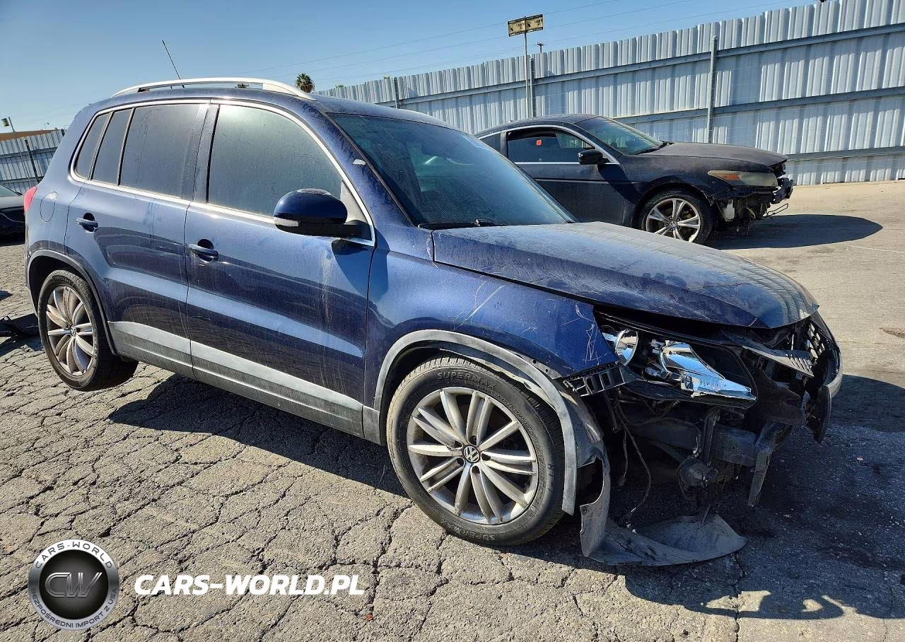 2011 Volkswagen Tiguan S VIN:WVGAV7AX8BW506181 - 4
