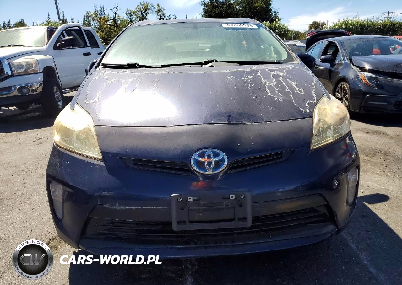 2013 Toyota Prius Three VIN:JTDKN3DU7D0341796 - 5