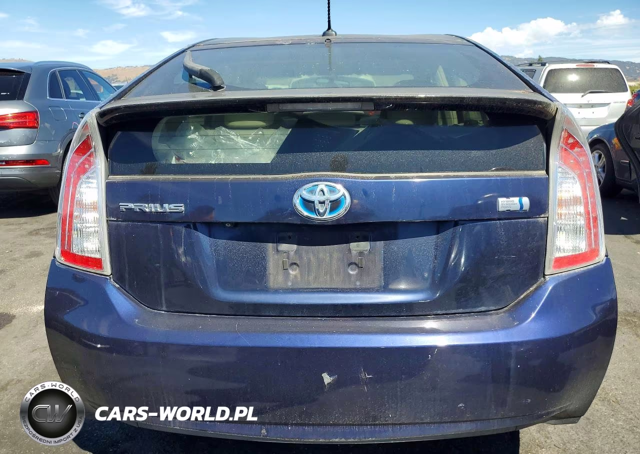 2013 Toyota Prius Three VIN:JTDKN3DU7D0341796 - 6