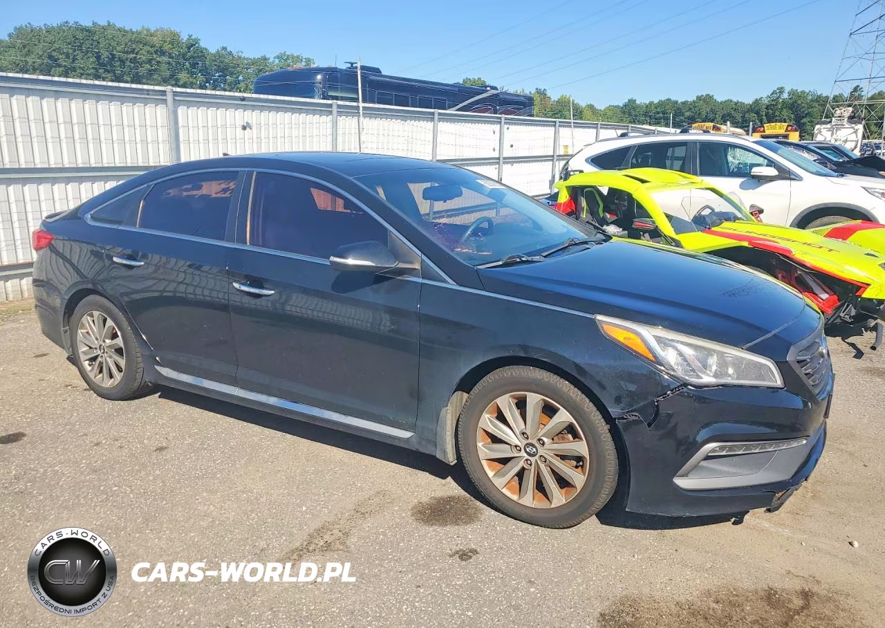 2017 Hyundai Sonata Sport VIN:5NPE34AF8HH547409 - 4