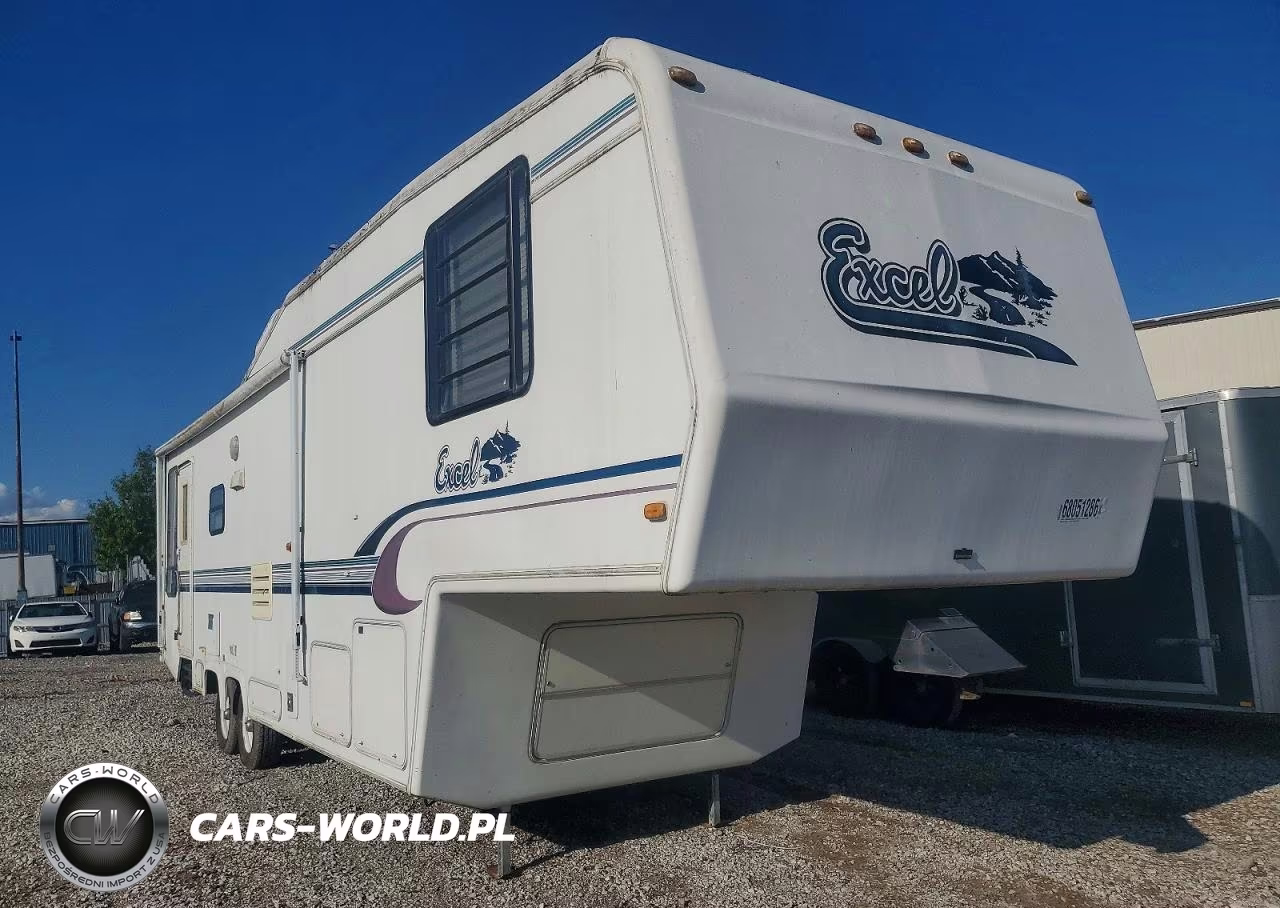 1997 Peterson Excel Camper