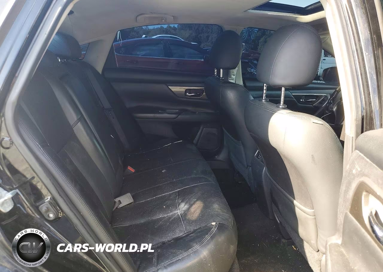 2015 Nissan Altima VIN:1N4AL3AP7FN899921 - 10