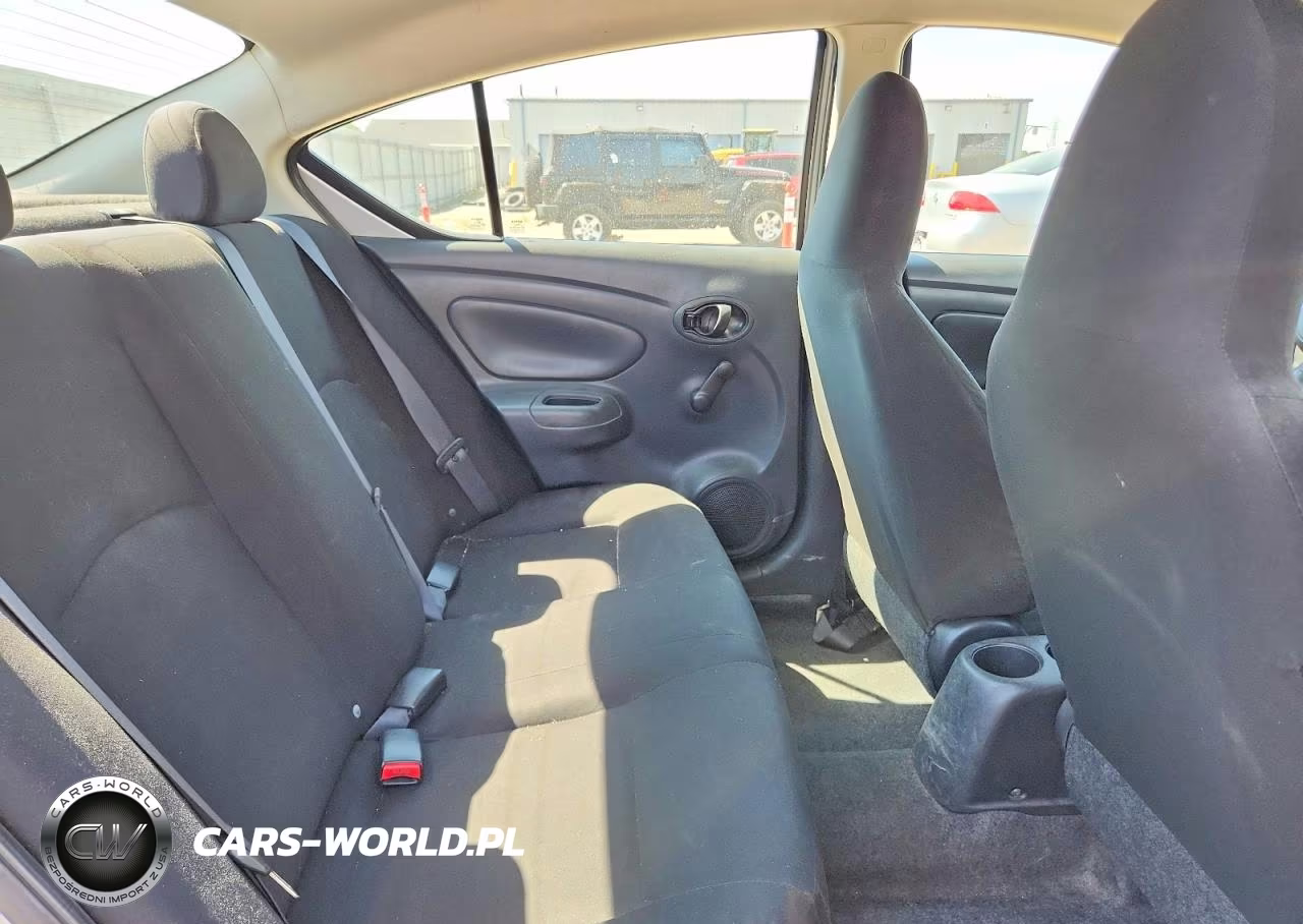 2014 Nissan Versa 1.6 S VIN:3N1CN7AP0EL819820 - 10