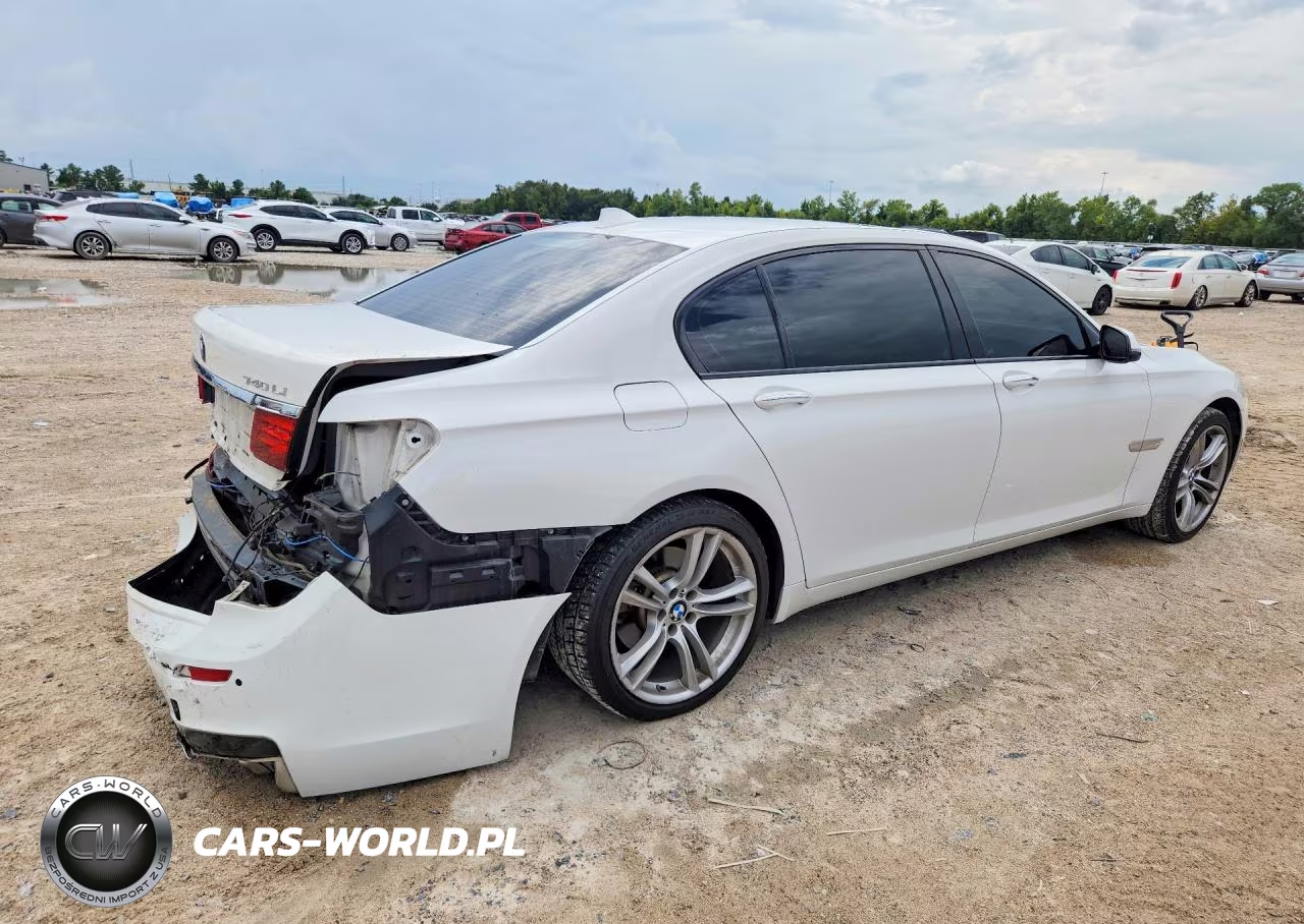 2015 BMW 740 Li VIN:WBAYE4C51FD947310 - 3