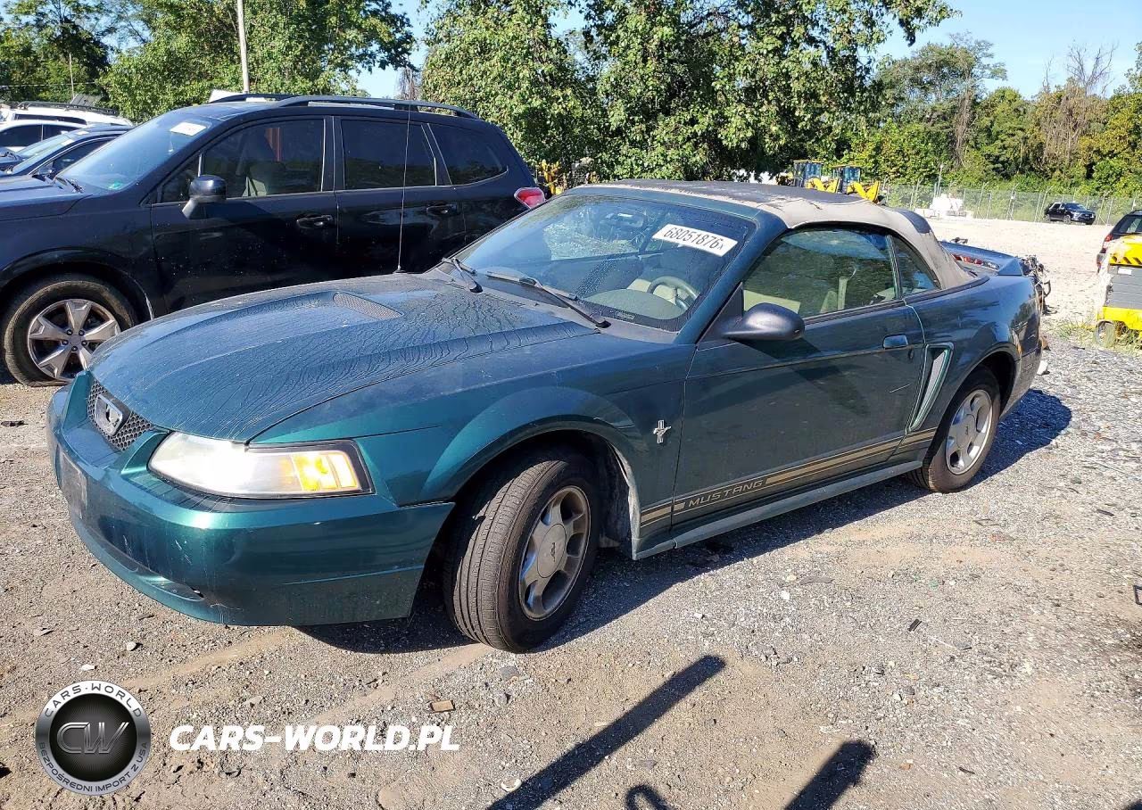 2000 Ford Mustang