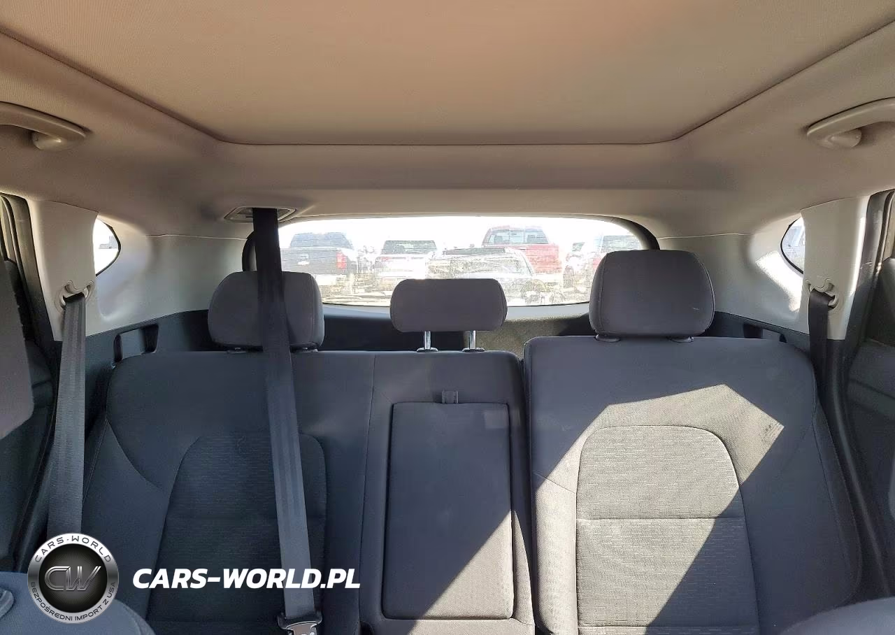 2019 Hyundai Tucson Night VIN:KM8J33AL1KU987687 - 10