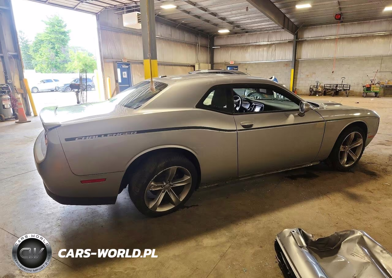 2015 Dodge Challenger Sxt VIN:2C3CDZAG2FH708776 - 3