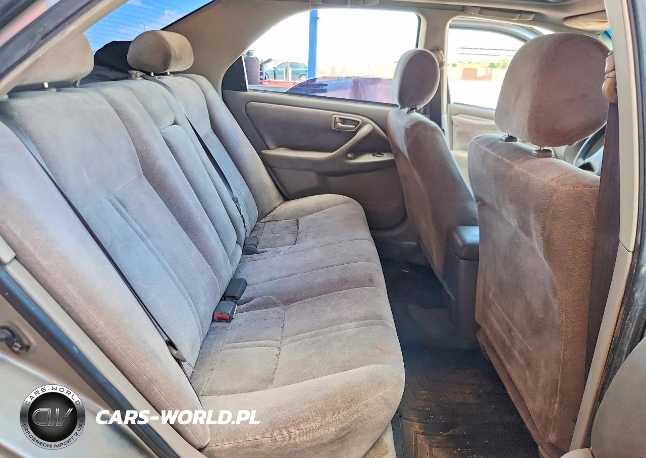 1999 Toyota Camry Le VIN:JT2BG28KXX0283841 - 10